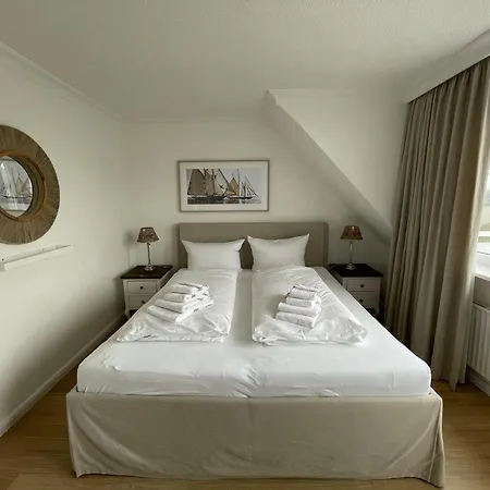 Haus-reichensperger-direkt-am-strand * Wenningstedt-Braderup